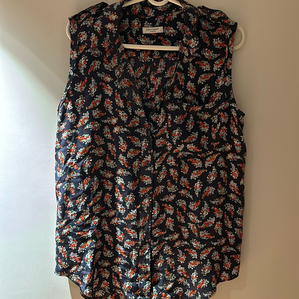 Sleeveless floral blouse